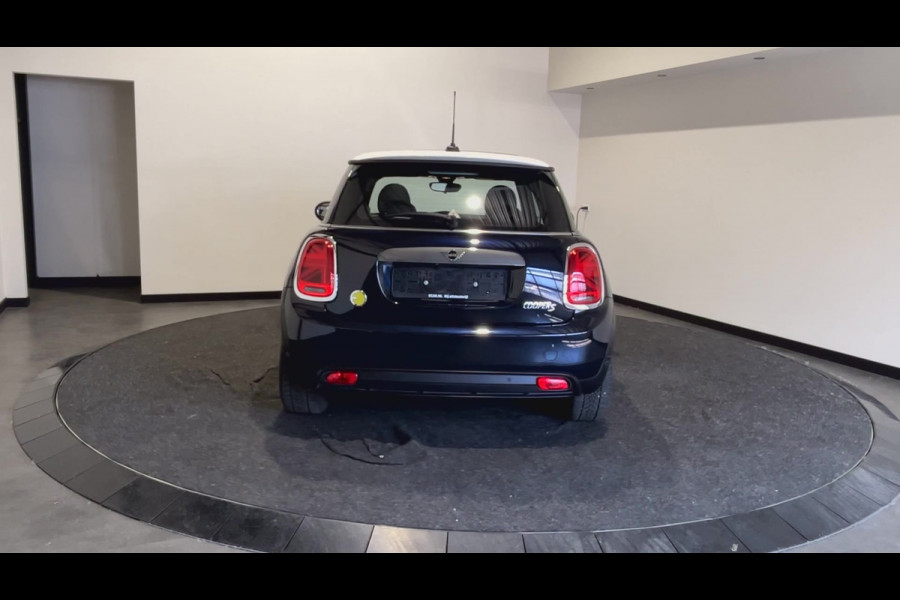 MINI Mini Electric Yours 33 kWh | Elektrisch schuif/kantel panoramadak | Harman & Kardon | Verwarmde voorstoelen | SoH (batterijcheck) 97 % score!