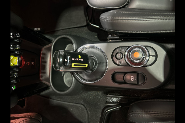 MINI Mini Electric Yours 33 kWh | Elektrisch schuif/kantel panoramadak | Harman & Kardon | Verwarmde voorstoelen | SoH (batterijcheck) 97 % score!