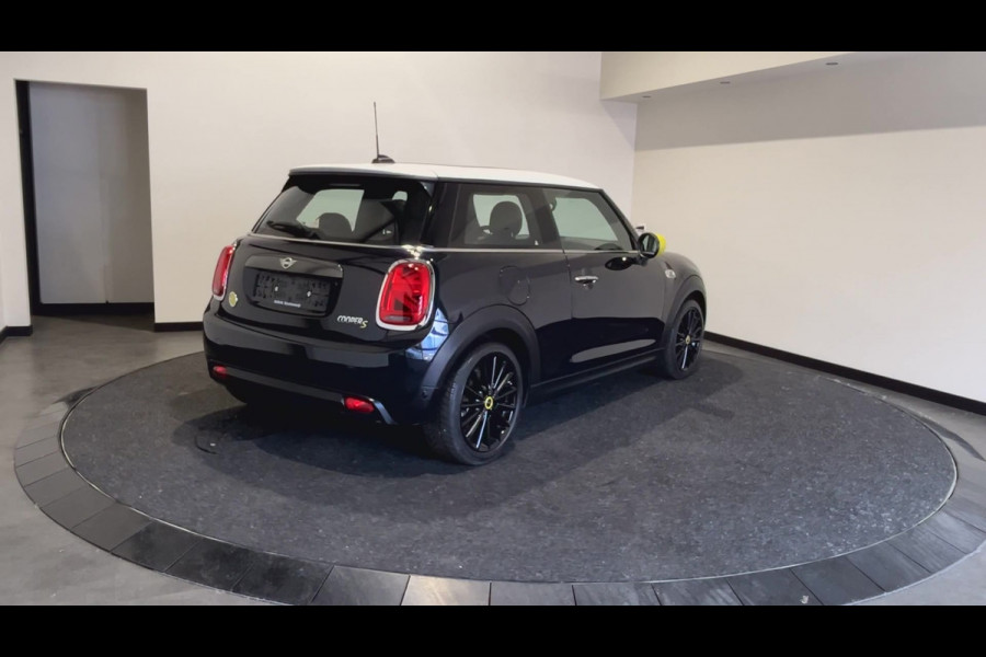 MINI Mini Electric Yours 33 kWh | Elektrisch schuif/kantel panoramadak | Harman & Kardon | Verwarmde voorstoelen | SoH (batterijcheck) 97 % score!
