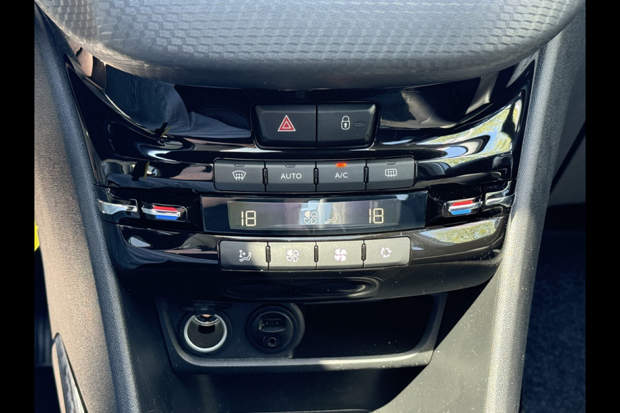 Peugeot 2008 BWJ 2017 | 1.2T 111PK Allure | CLIMA | TREKHAAK | NAVI | CARPLAY | LEDER/STOF