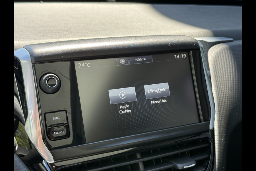Peugeot 2008 BWJ 2017 | 1.2T 111PK Allure | CLIMA | TREKHAAK | NAVI | CARPLAY | LEDER/STOF