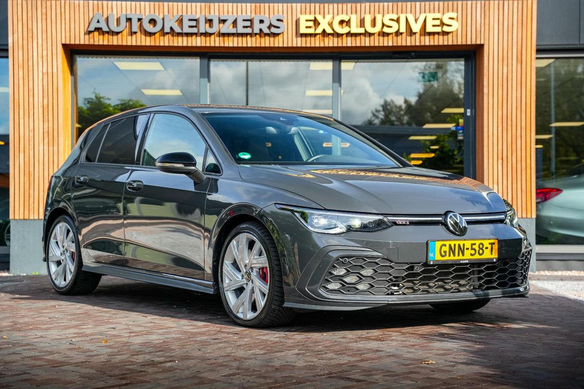 Volkswagen Golf 2.0 TSI GTI Adapt. cruise Navi Camera Stuurverw. Volkswagen Golf 2.0 TSI GTI Adapt. cruise Navi Camera Stuurverw.