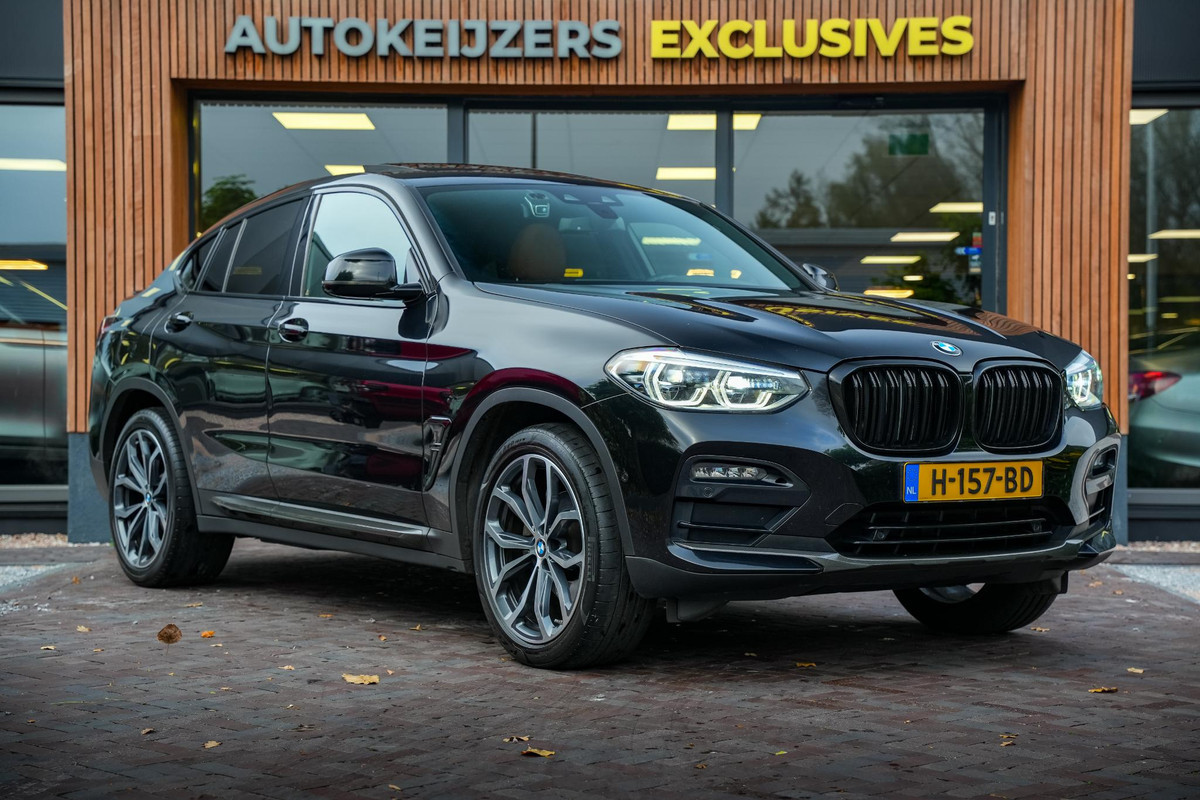 BMW X4 xDrive20i High Executive Edition Panoramadak HUD Stoelverw. Harman Kardon BMW X4 xDrive20i High Executive Edition Panoramadak HUD Stoelverw. Harman Kardon