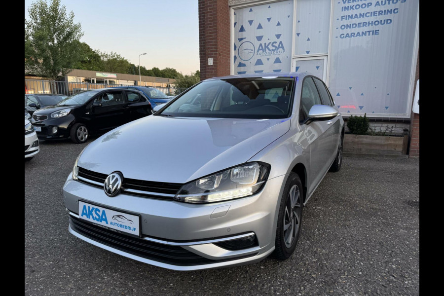 Volkswagen Golf 1.0 TSI Sound 110pk DSG ACC Navi CarPlay Stlvw PDC