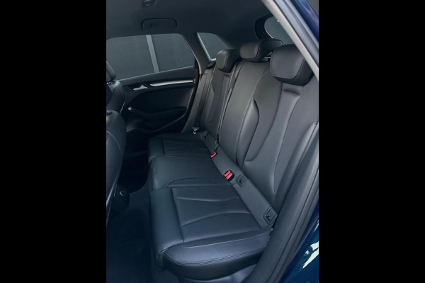 Audi A3 Sportback 35 TDI 3x S-Line Panorama CarPlay Camera