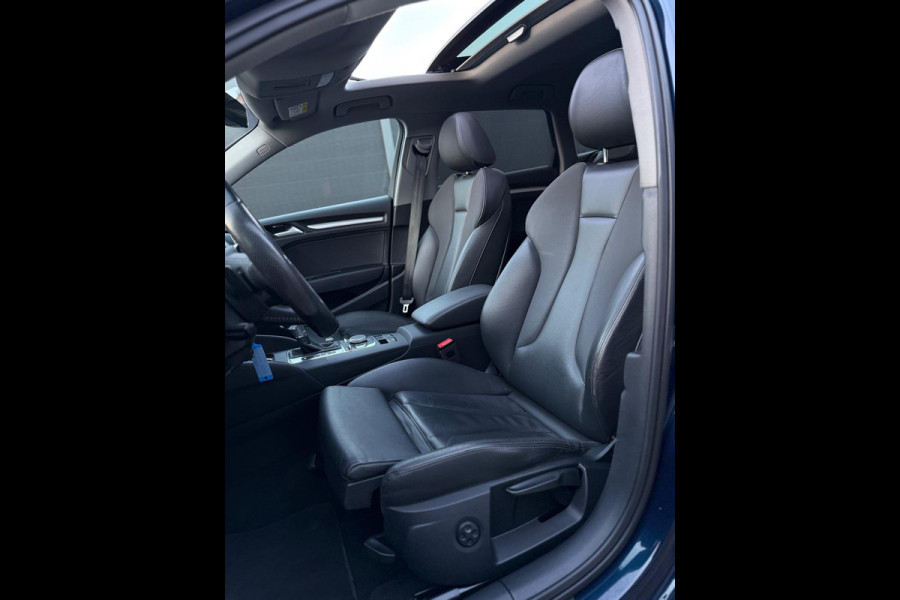 Audi A3 Sportback 35 TDI 3x S-Line Panorama CarPlay Camera