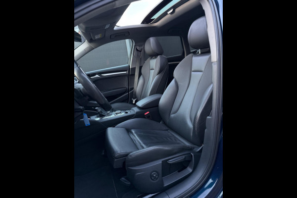 Audi A3 Sportback 35 TDI 3x S-Line Panorama CarPlay Camera