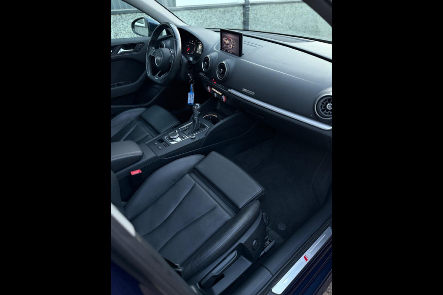 Audi A3 Sportback 35 TDI 3x S-Line Panorama CarPlay Camera