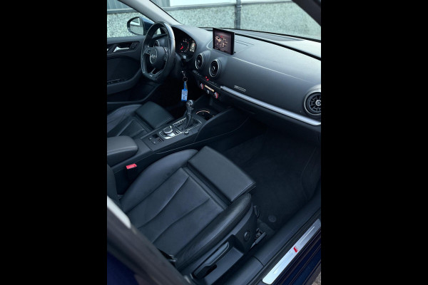 Audi A3 Sportback 35 TDI 3x S-Line Panorama CarPlay Camera