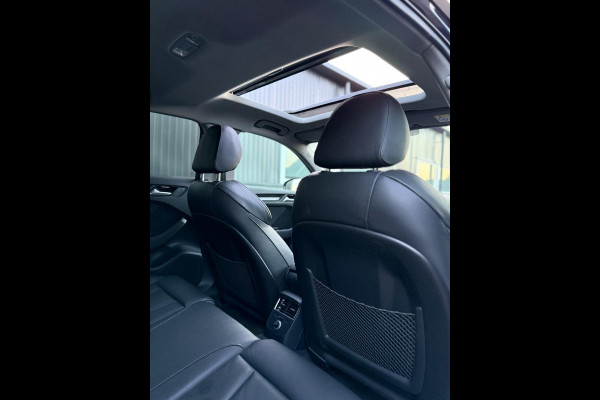 Audi A3 Sportback 35 TDI 3x S-Line Panorama CarPlay Camera