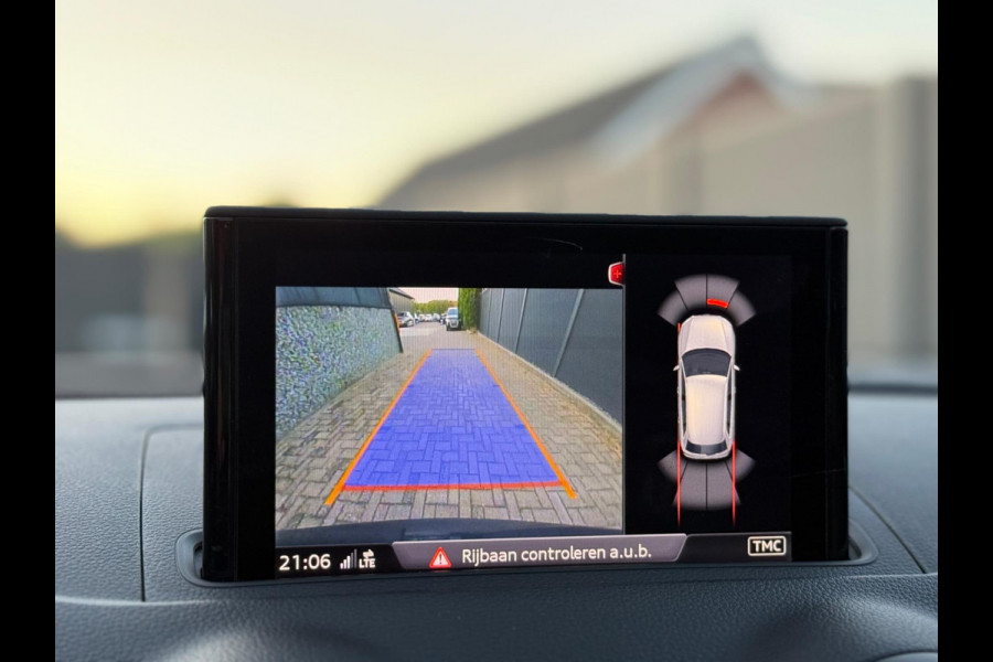 Audi A3 Sportback 35 TDI 3x S-Line Panorama CarPlay Camera