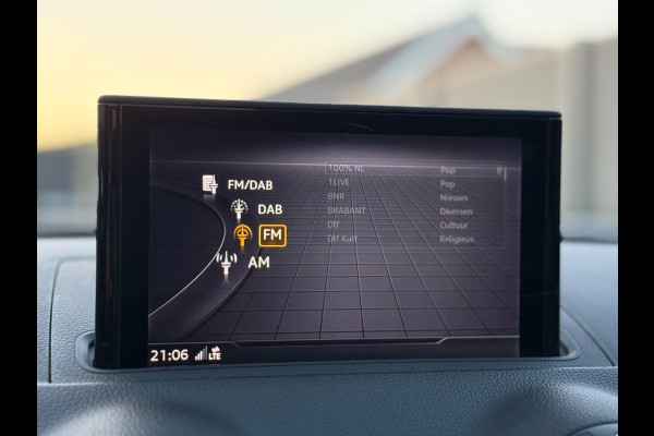 Audi A3 Sportback 35 TDI 3x S-Line Panorama CarPlay Camera