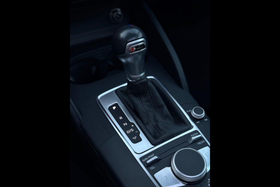 Audi A3 Sportback 35 TDI 3x S-Line Panorama CarPlay Camera