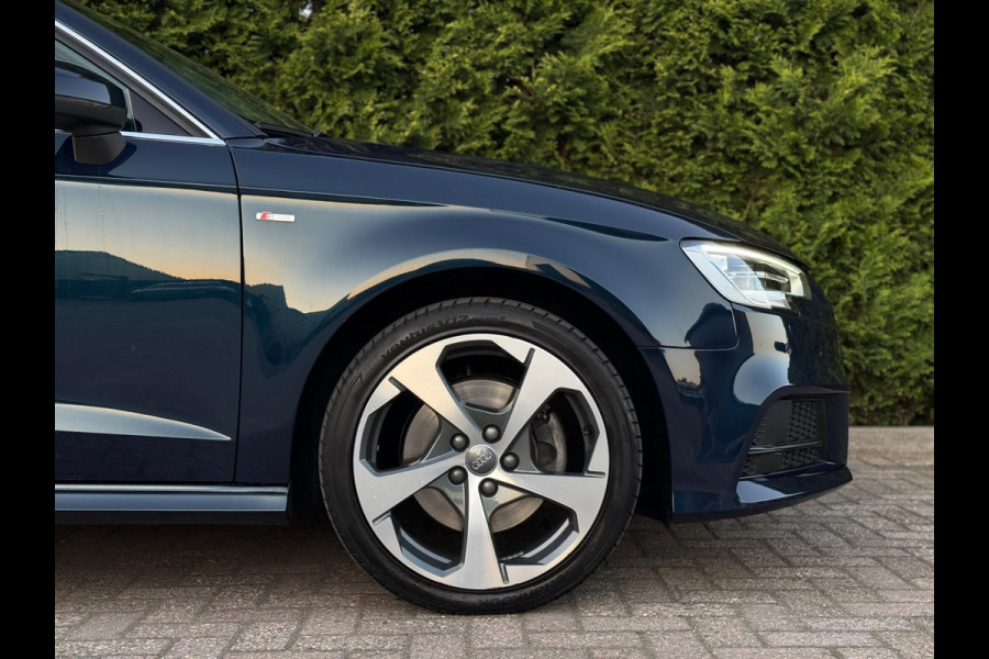 Audi A3 Sportback 35 TDI 3x S-Line Panorama CarPlay Camera