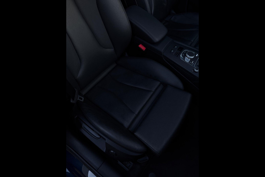 Audi A3 Sportback 35 TDI 3x S-Line Panorama CarPlay Camera