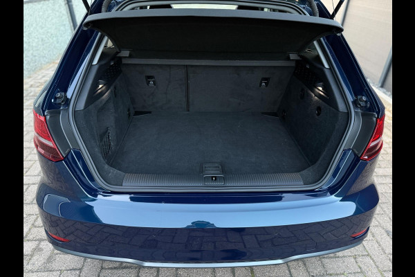 Audi A3 Sportback 35 TDI 3x S-Line Panorama CarPlay Camera