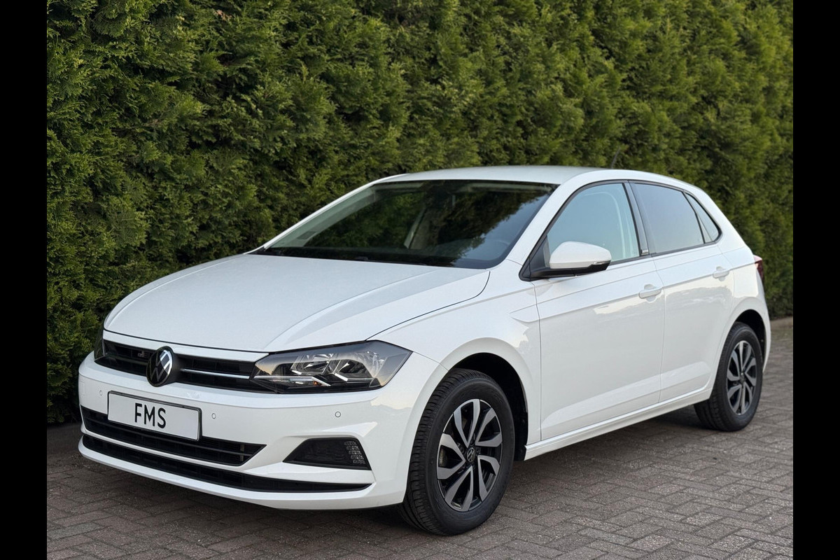Volkswagen Polo 1.0 TSI Active CarPlay Camera DSG Volkswagen Polo 1.0 TSI Active CarPlay Camera DSG