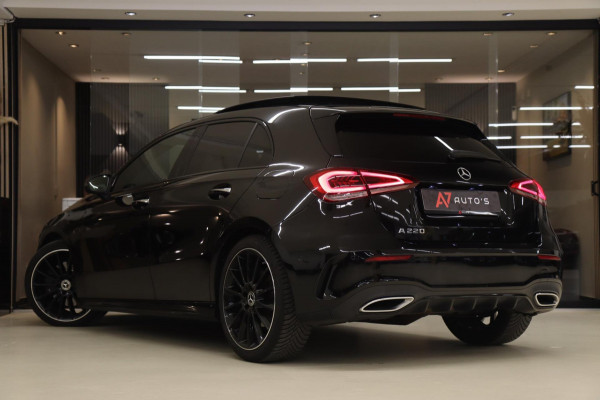 Mercedes-Benz A-Klasse 220 AMG Pano/Memory/Sfeer/Camera/Laneassist/BOMVOL