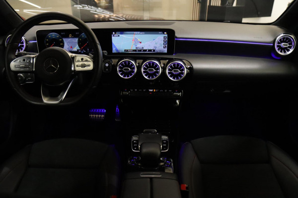 Mercedes-Benz A-Klasse 220 AMG Pano/Memory/Sfeer/Camera/Laneassist/BOMVOL
