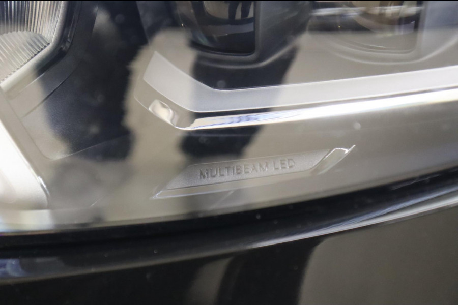 Mercedes-Benz A-Klasse 220 AMG Pano/Memory/Sfeer/Camera/Laneassist/BOMVOL