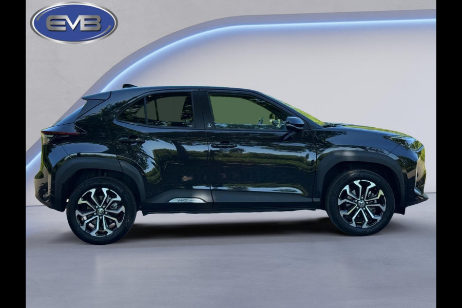 Toyota Yaris Cross 1.5 Hybrid Dynamic, achteruitrijcamera, winter pakket, 17 inch, extra getint glas,climaat control