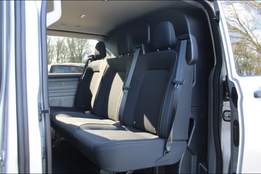 Ford Transit Custom 320 2.0 TDCI L2H1 Trend DC 150 pk - LED Koplampen - 5 Zits - 2x Schuifdeur - Stoelverwarming - Privacyglass