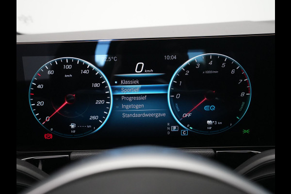 Mercedes-Benz B-Klasse 250 e Business Solution AMG Limited Panorama BurmesterSound Carplay Stoelverwarming Ambient Lighting 228