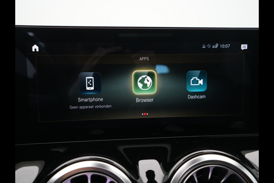 Mercedes-Benz B-Klasse 250 e Business Solution AMG Limited Panorama BurmesterSound Carplay Stoelverwarming Ambient Lighting 228