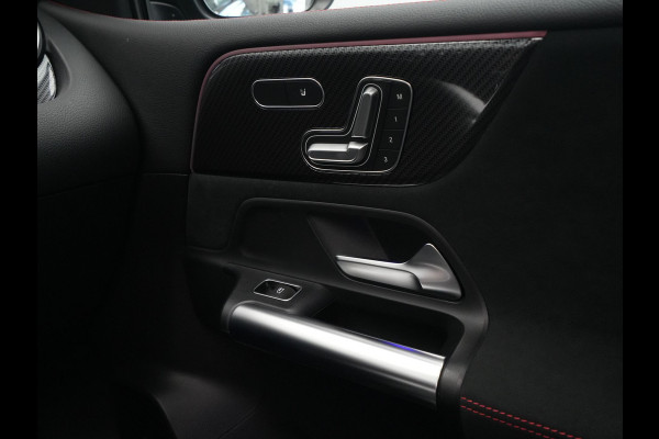 Mercedes-Benz B-Klasse 250 e Business Solution AMG Limited Panorama BurmesterSound Carplay Stoelverwarming Ambient Lighting 228