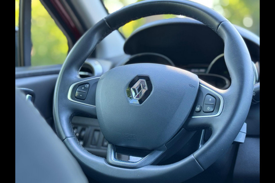 Renault Clio 0.9 TCe Limited, navigatie, cruise control, airco,Nederlandse auto met nationale auto pas