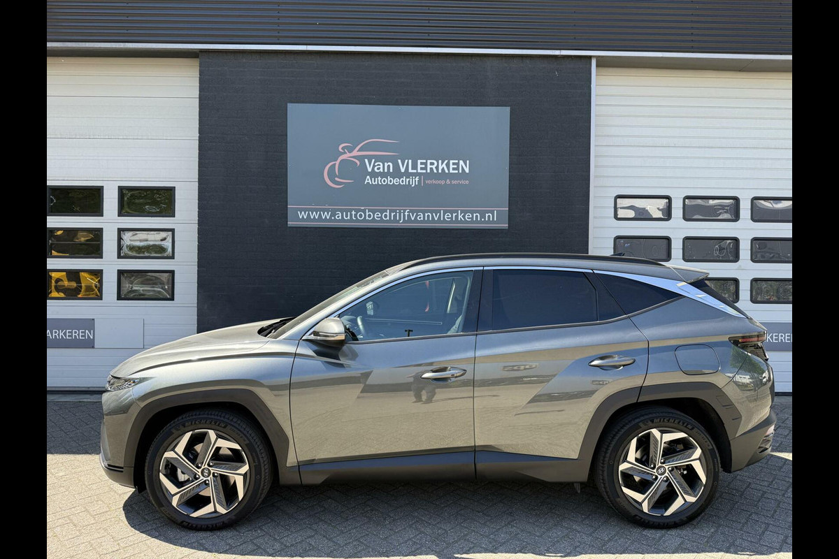 Hyundai Tucson 1.6 T-GDI PHEV Comfort Smart 4WD Hyundai Tucson 1.6 T-GDI PHEV Comfort Smart 4WD