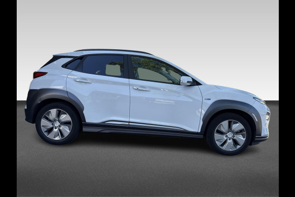 Hyundai Kona EV Premium 64 kWh