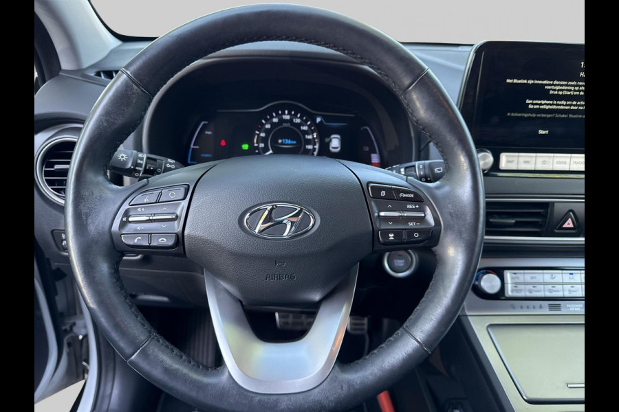 Hyundai Kona EV Premium 64 kWh