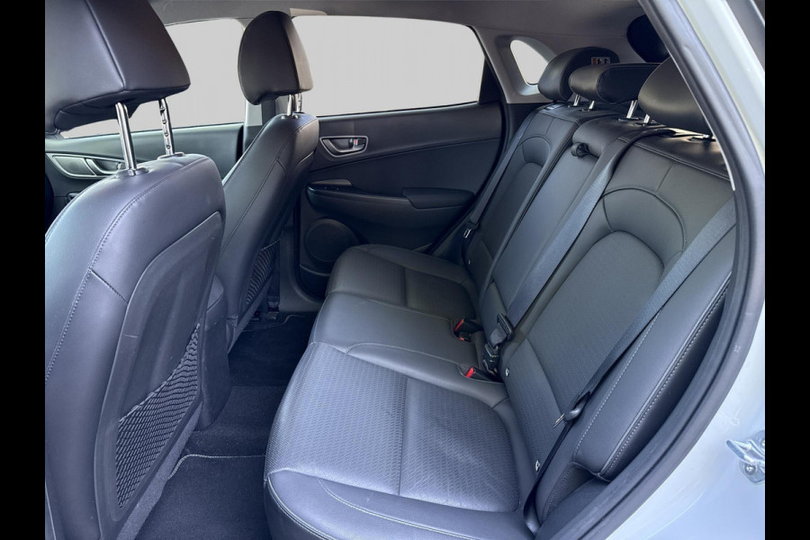 Hyundai Kona EV Premium 64 kWh