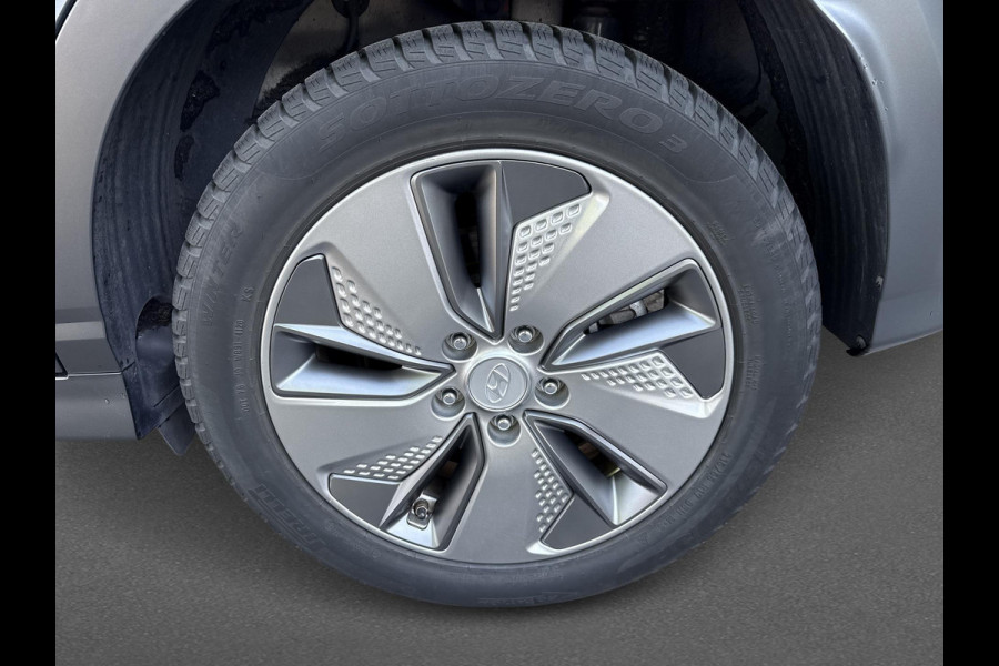 Hyundai Kona EV Premium 64 kWh