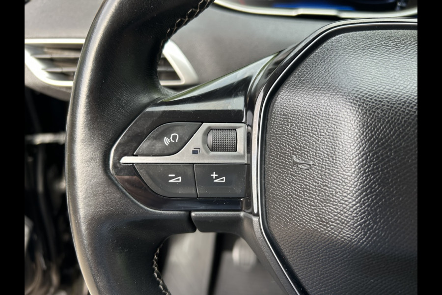 Peugeot 3008 1.2 130pk Allure Carplay, Trekhaak