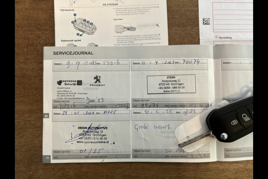 Peugeot 3008 1.2 130pk Allure Carplay, Trekhaak