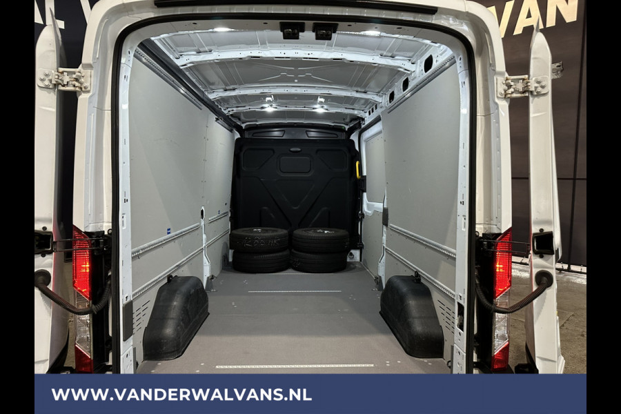 Ford Transit 2.0TDCI 131pk L3H2 Euro6 Airco | Camera | Stoelverwarming | Navigatie | Cruisecontrol | Parkeersensoren Verwarmde voorruit, Bijrijdersbank