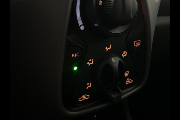 Peugeot 108 1.0 e-VTi Active AIRCO NAVI VIA APP BLUETOOTH SPARCO CAMERA CHROOM PRIVACYGLAS ZEER NETTE AUTO
