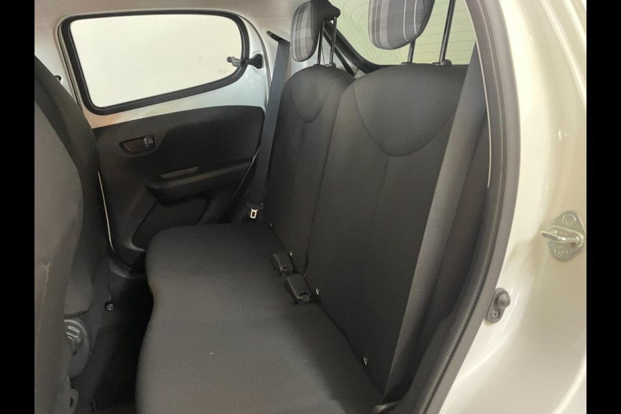 Peugeot 108 1.0 e-VTi Active AIRCO NAVI VIA APP BLUETOOTH SPARCO CAMERA CHROOM PRIVACYGLAS ZEER NETTE AUTO