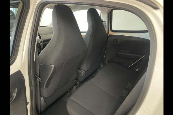 Peugeot 108 1.0 e-VTi Active AIRCO NAVI VIA APP BLUETOOTH SPARCO CAMERA CHROOM PRIVACYGLAS ZEER NETTE AUTO