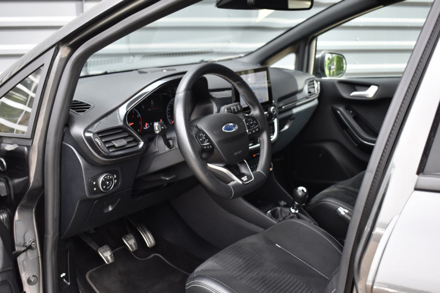 Ford Fiesta 1.5 ST-3 200pk | Recaro Seats | Camera | B&O Audio | Stuur + Stoelverwarming | CarPlay | Orig. NL |