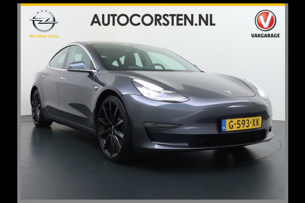 Tesla Model 3 Performance AWD 513pk 0-100 in 3,4 sec! Lmv-20" FSD-Comp.3 AutoPilot Carbon-Spoiler Premium-HiFi Pano.dak Camera Leer Adaptive-C Camera Navi LED ACC DAB Voorverwarmen interieur en Keyless via App One-Pedal-Drive Rode Remklauwen Origineel Nederlandse auto! Nieuwprijs €65.680 Garantie op Accu/Motor tot 21-12-2027 max 192.000km