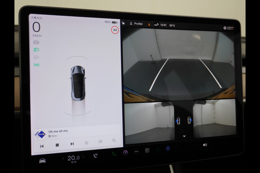 Tesla Model 3 Performance AWD 513pk 0-100 in 3,4 sec! Lmv-20" FSD-Comp.3 AutoPilot Carbon-Spoiler Premium-HiFi Pano.dak Camera Leer Adaptive-C Camera Navi LED ACC DAB Voorverwarmen interieur en Keyless via App One-Pedal-Drive Rode Remklauwen Origineel Nederlandse auto! Nieuwprijs €65.680 Garantie op Accu/Motor tot 21-12-2027 max 192.000km