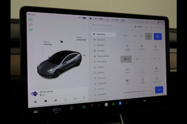 Tesla Model 3 Performance AWD 513pk 0-100 in 3,4 sec! Lmv-20" FSD-Comp.3 AutoPilot Carbon-Spoiler Premium-HiFi Pano.dak Camera Leer Adaptive-C Camera Navi LED ACC DAB Voorverwarmen interieur en Keyless via App One-Pedal-Drive Rode Remklauwen Origineel Nederlandse auto! Nieuwprijs €65.680 Garantie op Accu/Motor tot 21-12-2027 max 192.000km