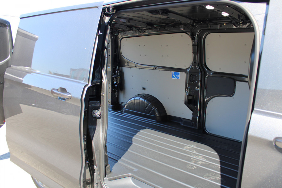 Ford Transit Custom 320 2.0 TDCI L2H1 Limited 150pk - 2x Schuifdeur - Adaptive Cruise - Verwarmd stuur - Blind spot - Navigatie - Camera - Draadloos