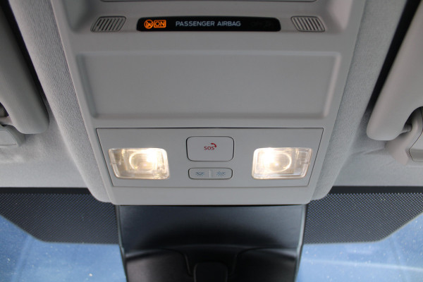 Ford Transit Custom 320 2.0 TDCI L2H1 Limited 150pk - 2x Schuifdeur - Adaptive Cruise - Verwarmd stuur - Blind spot - Navigatie - Camera - Draadloos