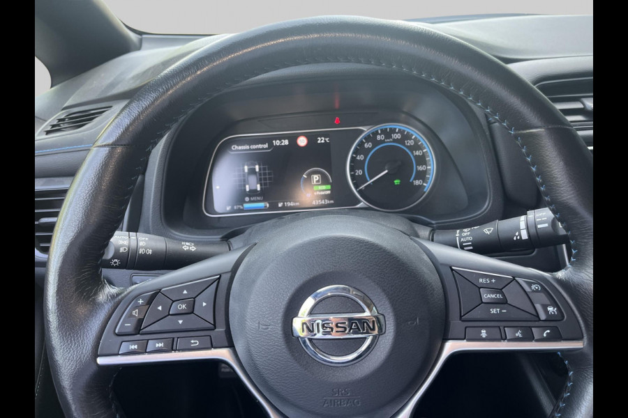 Nissan Leaf Electric 40kWh N-Connecta | Navigatie