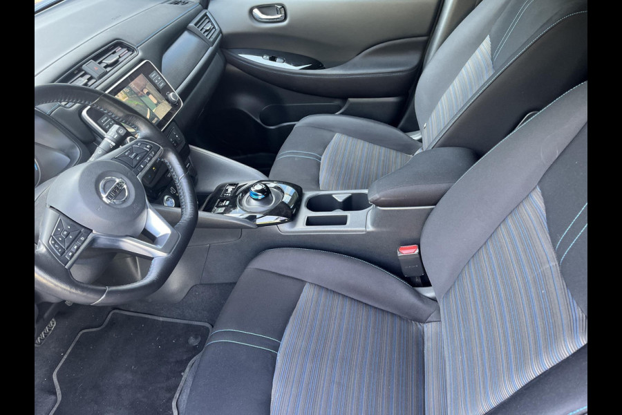 Nissan Leaf Electric 40kWh N-Connecta | Navigatie