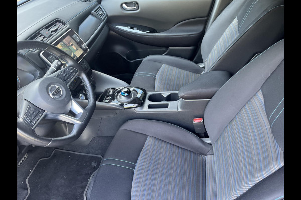 Nissan Leaf Electric 40kWh N-Connecta | Navigatie